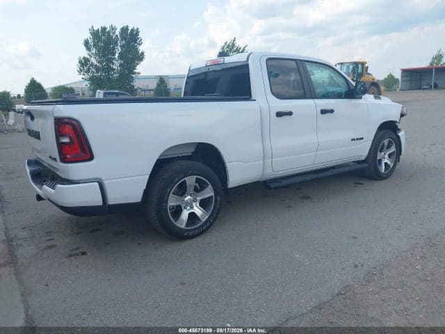 2026 RAM 1500 EXPRESS 4X4 6'4 BOX 4