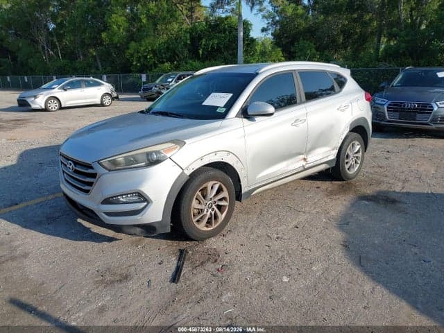 2017 HYUNDAI TUCSON SE 2
