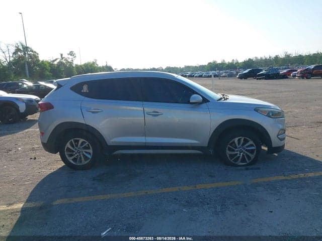 2017 HYUNDAI TUCSON SE 13