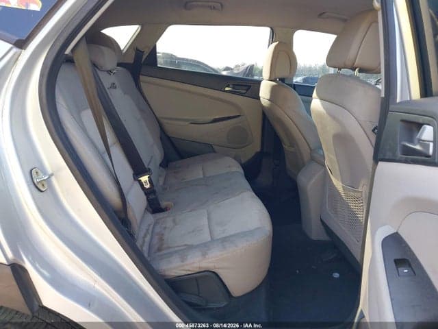 2017 HYUNDAI TUCSON SE 8