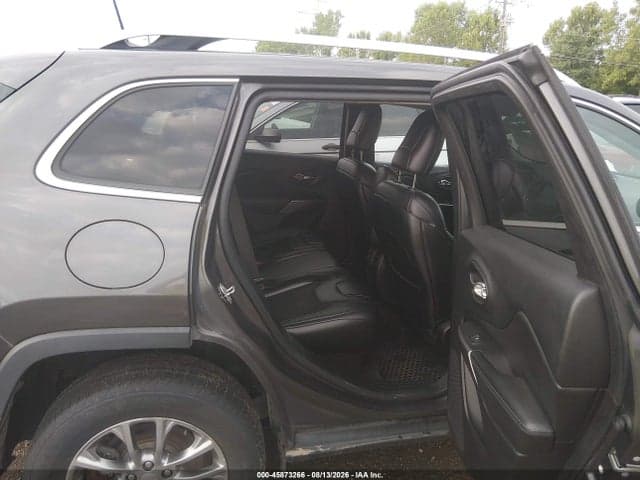2019 JEEP CHEROKEE LATITUDE PLUS 4X4 8