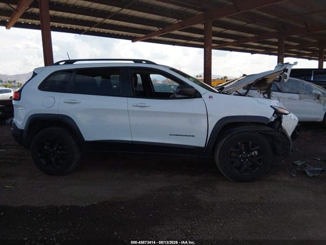 2018 JEEP CHEROKEE TRAILHAWK 12