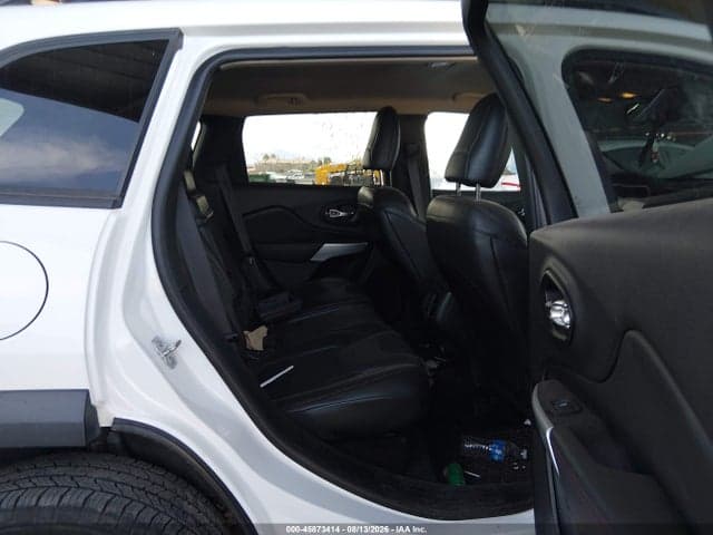 2018 JEEP CHEROKEE TRAILHAWK 8