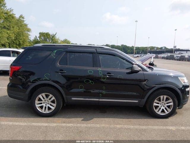 2018 FORD EXPLORER XLT 19