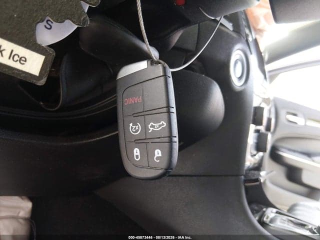 2019 CHRYSLER 300 300S 11