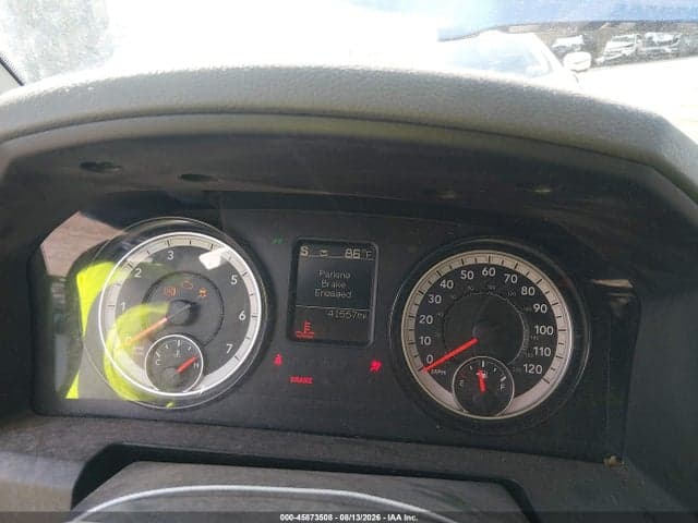 2017 RAM 1500 EXPRESS 4X4 6'4 BOX 7
