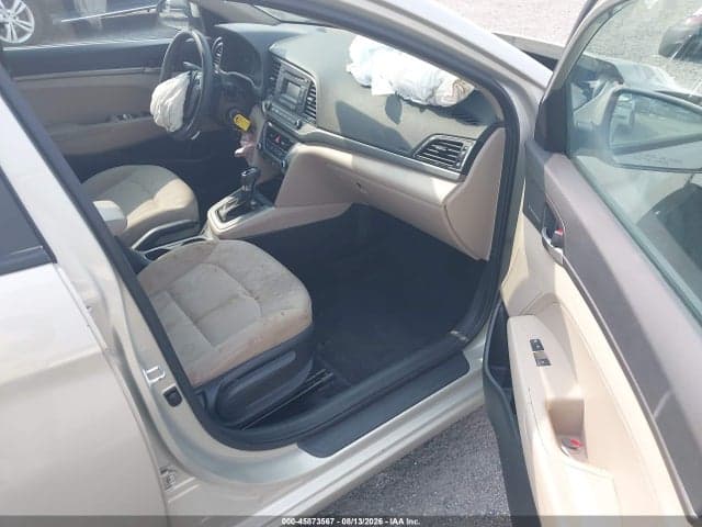 2017 HYUNDAI ELANTRA SE 5