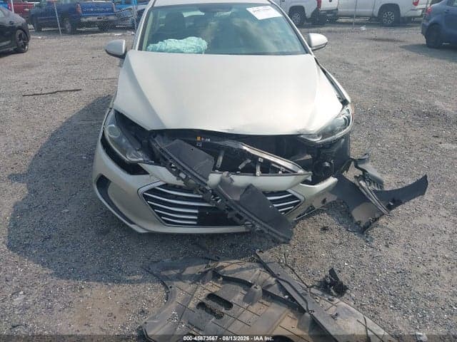 2017 HYUNDAI ELANTRA SE 6