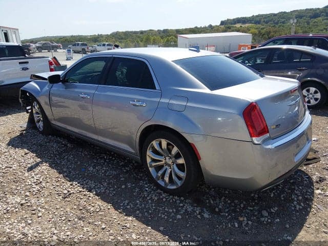 2018 CHRYSLER 300 LIMITED 3