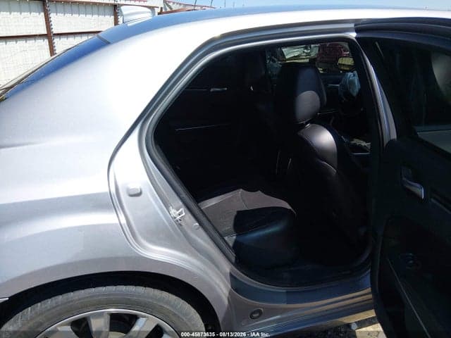 2018 CHRYSLER 300 LIMITED 8