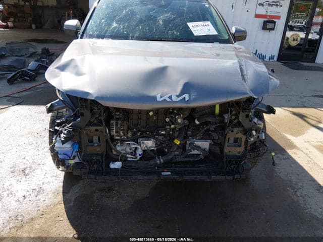 2024 KIA SORENTO S 6