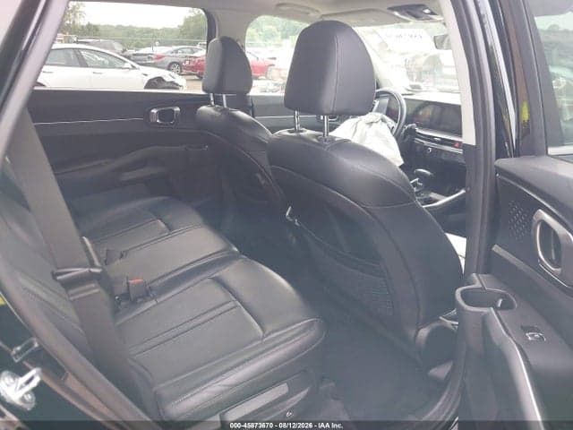 2025 KIA SORENTO S 8