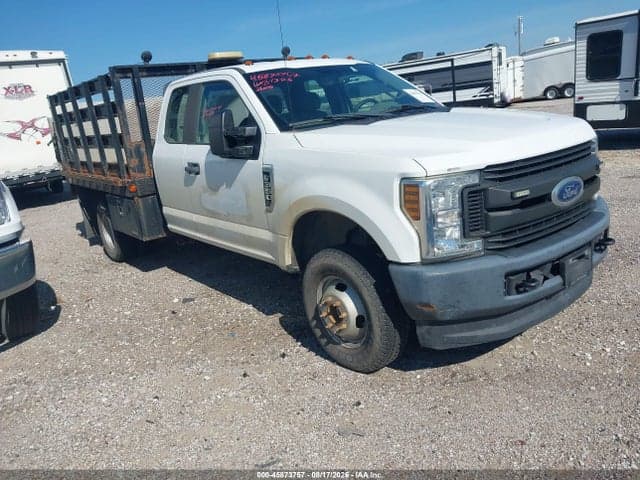 2018 FORD F-350 CHASSIS XL 1