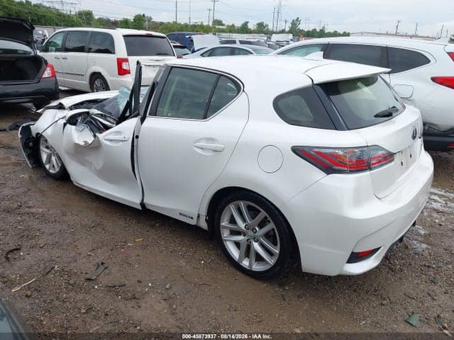 2017 LEXUS CT 200H 3
