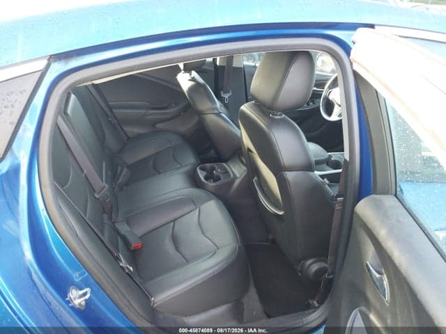 2017 CHEVROLET VOLT LT 8