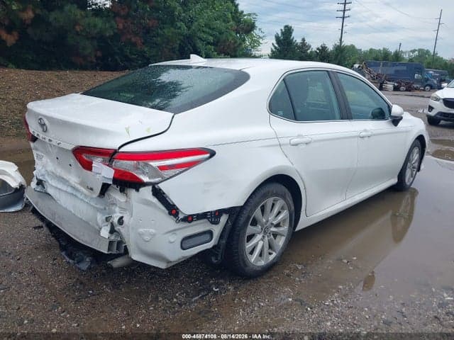 2020 TOYOTA CAMRY LE 4