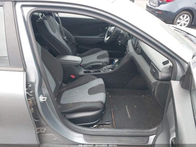 2020 HYUNDAI VELOSTER 2.0 5