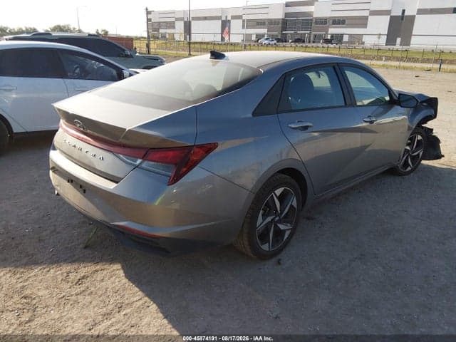 2023 HYUNDAI ELANTRA SEL 4