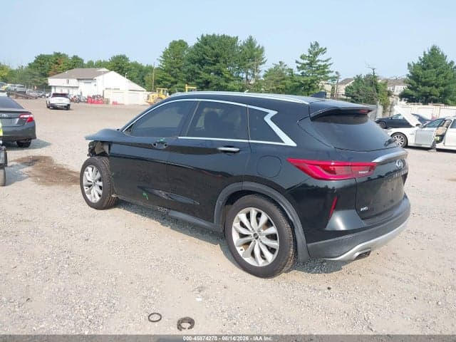2019 INFINITI QX50 LUXE 3