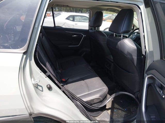 2023 TOYOTA RAV4 HYBRID XLE PREMIUM 8