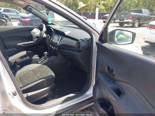 2020 NISSAN KICKS S XTRONIC CVT 5