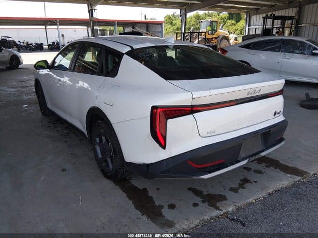 2025 KIA K4 LXS 3