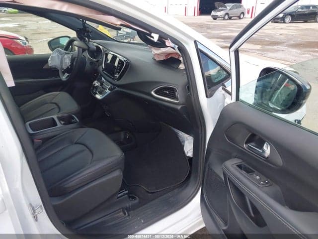 2026 CHRYSLER PACIFICA SELECT 5