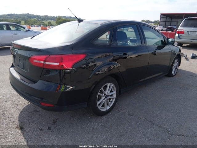 2017 FORD FOCUS SE 4
