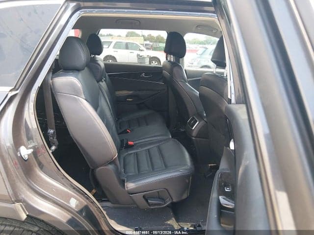 2017 KIA SORENTO 2.4L LX 8