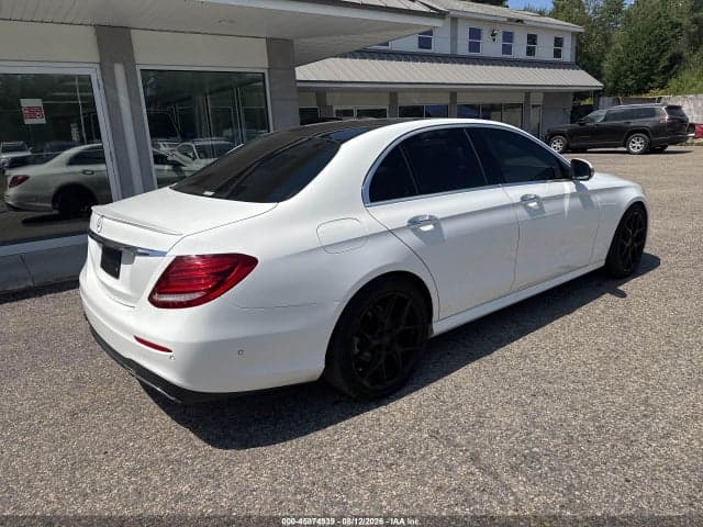 2017 MERCEDES-BENZ E 300 4