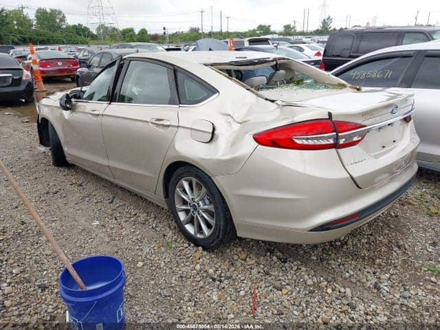 2017 FORD FUSION SE 3