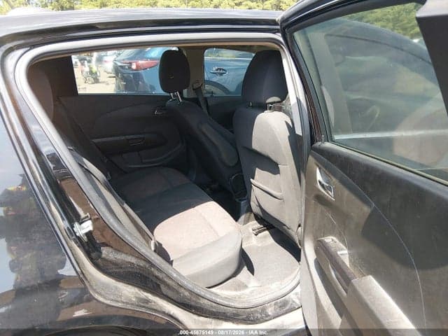 2019 CHEVROLET SONIC LT AUTO 8