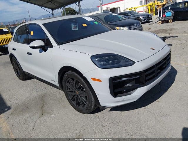 2025 PORSCHE CAYENNE GTS 1