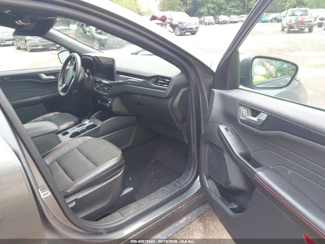 2023 FORD ESCAPE ST-LINE 5
