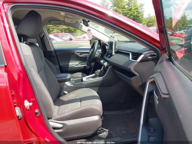 2023 TOYOTA RAV4 XLE 5