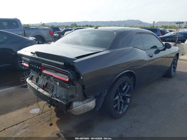 2019 DODGE CHALLENGER SXT 4