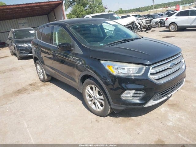 2017 FORD ESCAPE SE 1