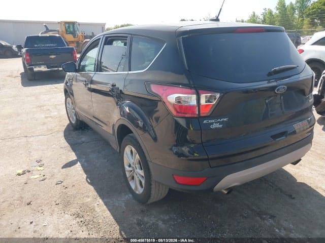 2017 FORD ESCAPE SE 3