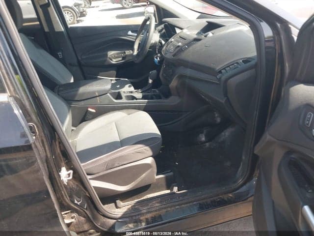 2017 FORD ESCAPE SE 5