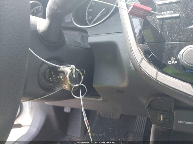 2018 TOYOTA CAMRY L 11