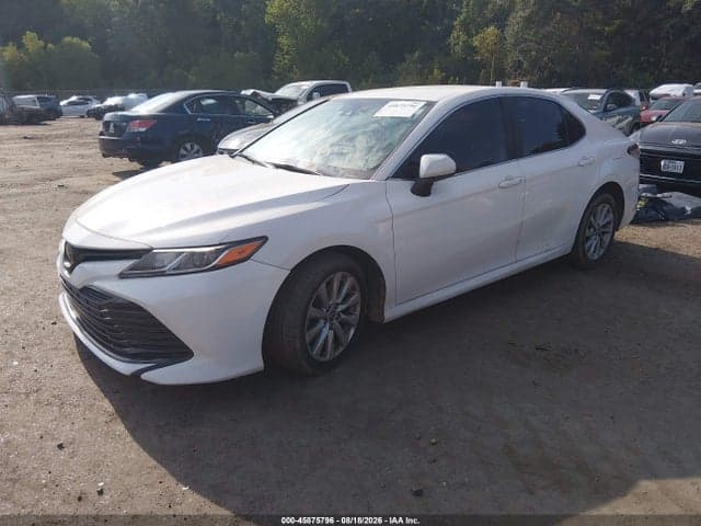 2020 TOYOTA CAMRY LE 2