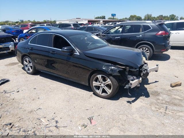 2017 MERCEDES-BENZ E 300 1