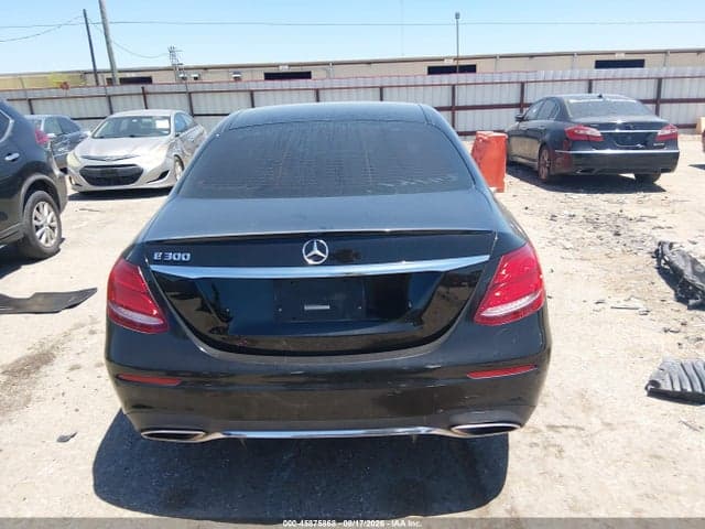 2017 MERCEDES-BENZ E 300 16