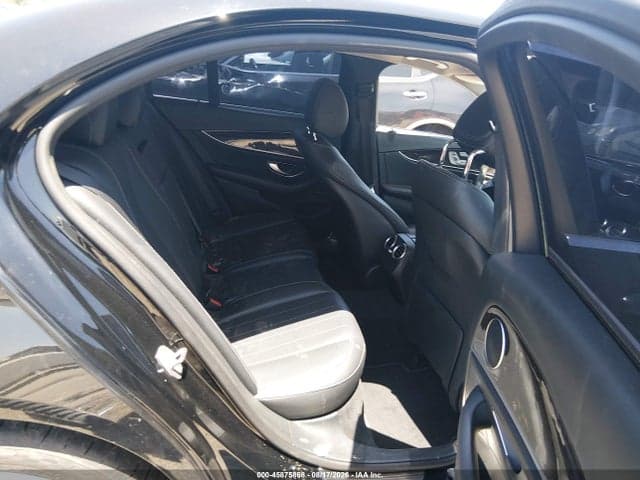 2017 MERCEDES-BENZ E 300 8