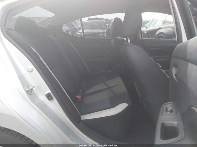 2020 NISSAN VERSA SV XTRONIC CVT 8