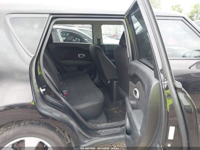 2017 KIA SOUL 8