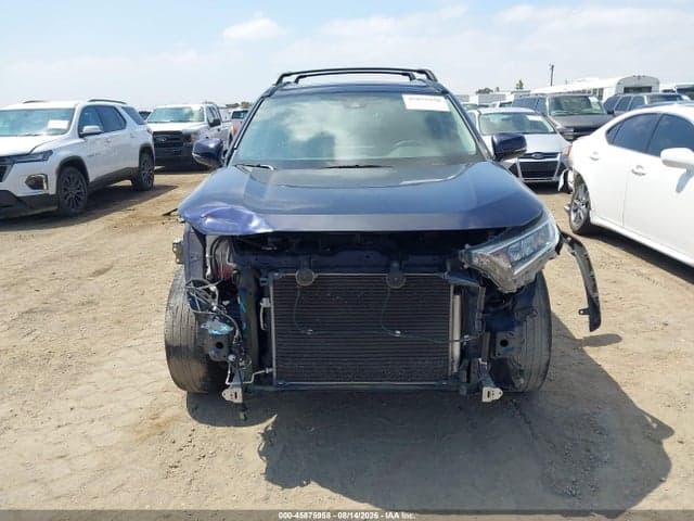 2019 TOYOTA RAV4 XLE 13