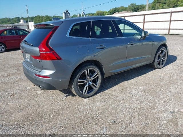 2018 VOLVO XC60 T5 MOMENTUM 4