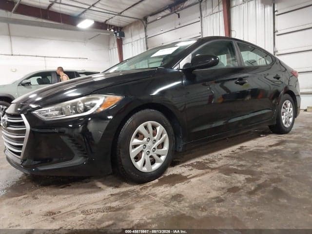 2017 HYUNDAI ELANTRA SE 2