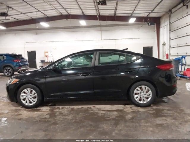 2017 HYUNDAI ELANTRA SE 14
